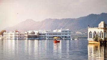 Udaipur Tour Package by Car