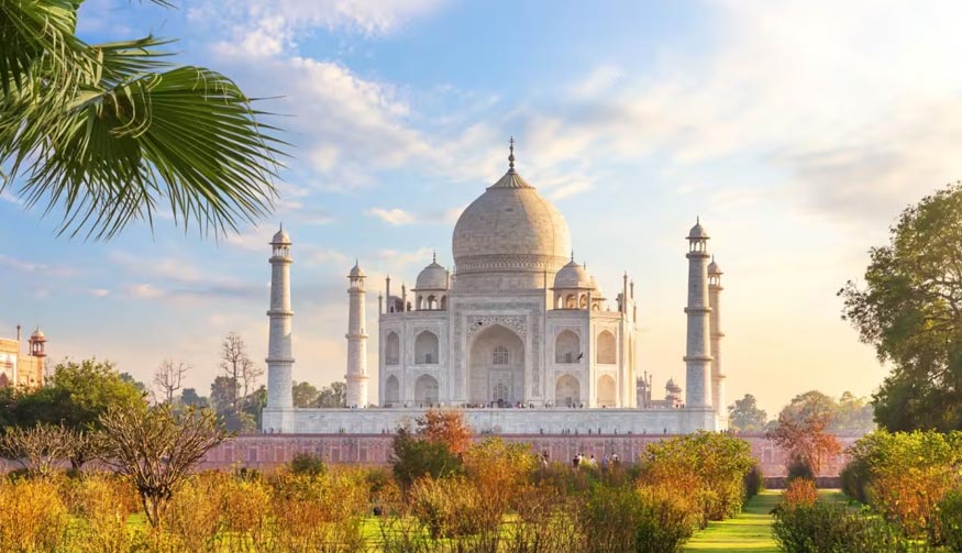 Taj Mahal Agra – Iconic Landmark